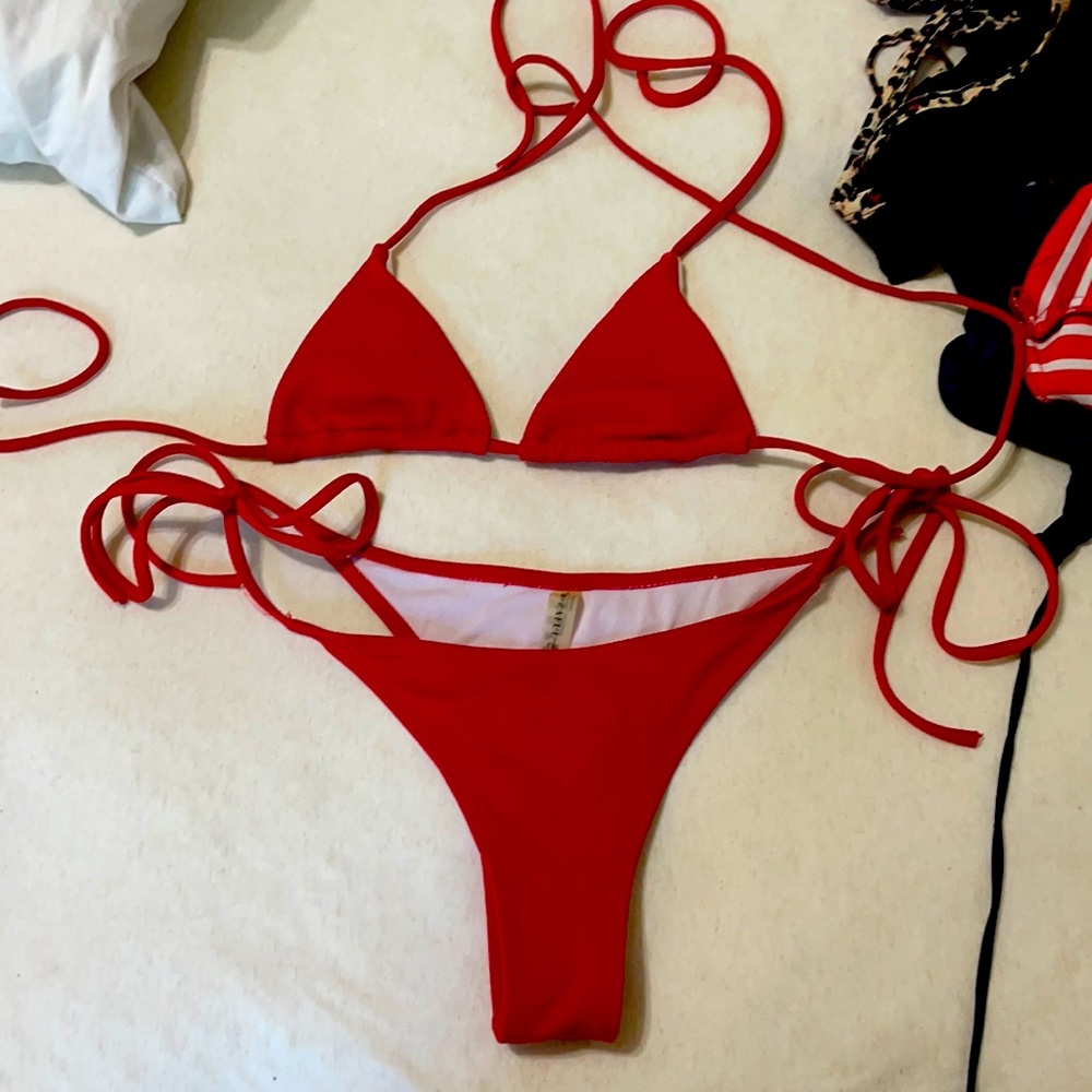 Sexy red bikini size med